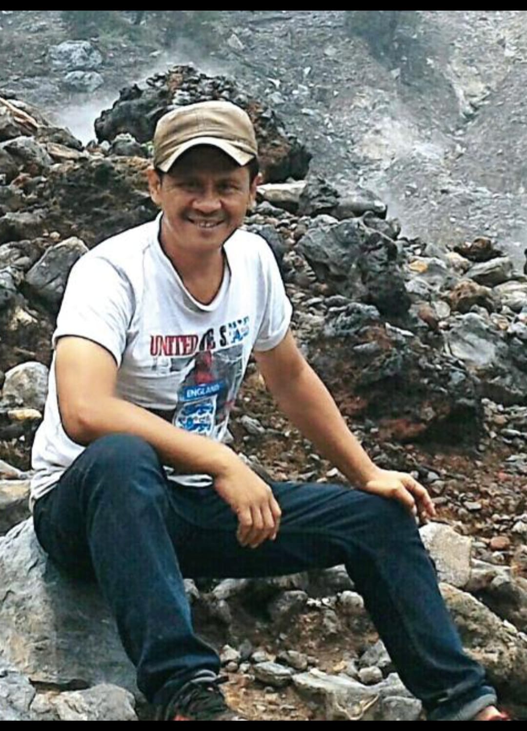 Wandi Riswandi - Professional Tour Guide Bogor